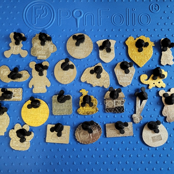 DISNEY TRADING PINS STARTER LOT - 25 Pins, No duplicates - Picture 4 of 4